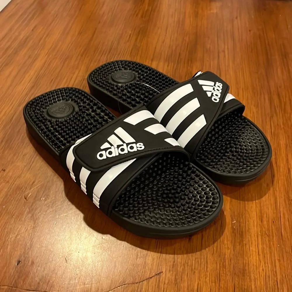Adidas Adissage Slides Sandals Shoes new black white G28841 WOMEN’S 8